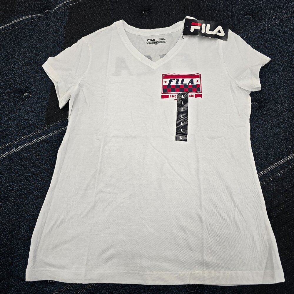 Fila Women's White Short Sleeve V-neck Graphic Tee Size Large